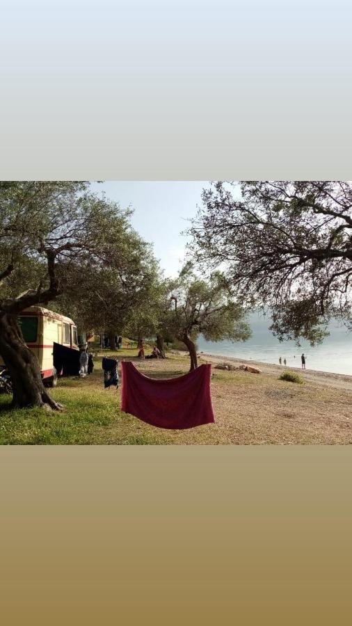 The Lake House" -Trichonida Lake Marathias  외부 사진
